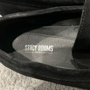 Used condition but fairly good. No scuffs black side size 9.5 Stacy Adam's men's